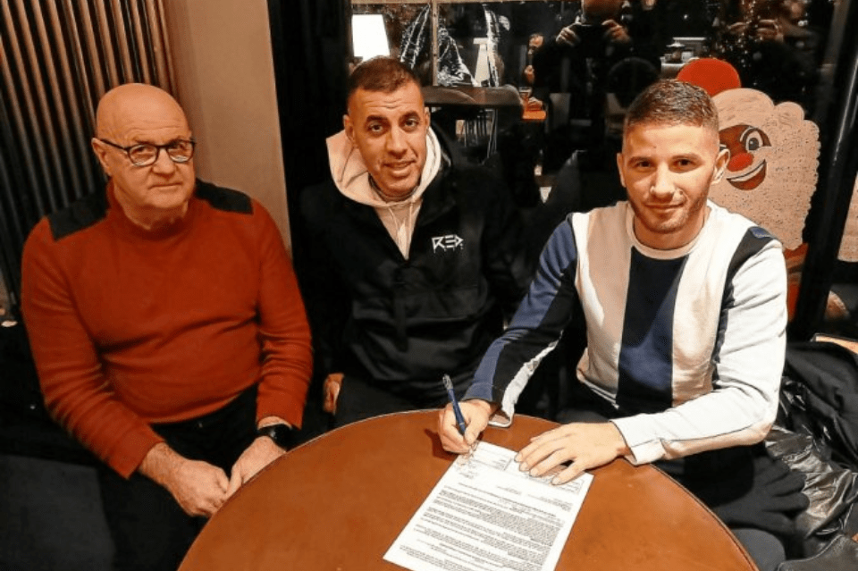 Le boxeur Mourad Qorchi signe chez les pros